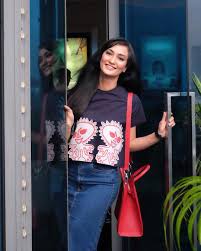 Batak oyunu karşılıklı olmak üzere 4 kişiden oluşuyor. 9 Alasan Kenapa Cewek Batak Pantas Dijadikan Pasangan Hidup