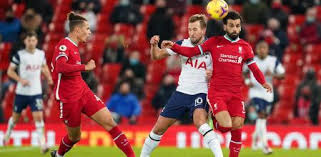 Após a legalização do futebol profissional pela football association em 1885, 1 a football league. Yplcprfayr7p6m