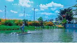 Mengunjungi tempat wisata adalah salah satu upaya untuk melepas penat dan menghilangkan lelah. Wisata Tani Betet Salah Satu Ikon Wisata Buatan Di Nganjuk Adakita News