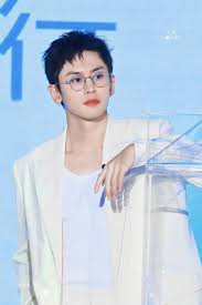 Maybe you would like to learn more about one of these? TrÆ°Æ¡ng Triáº¿t Háº¡n Gay Tranh Cai Dá»¯ Dá»™i Vi Phat Ngon