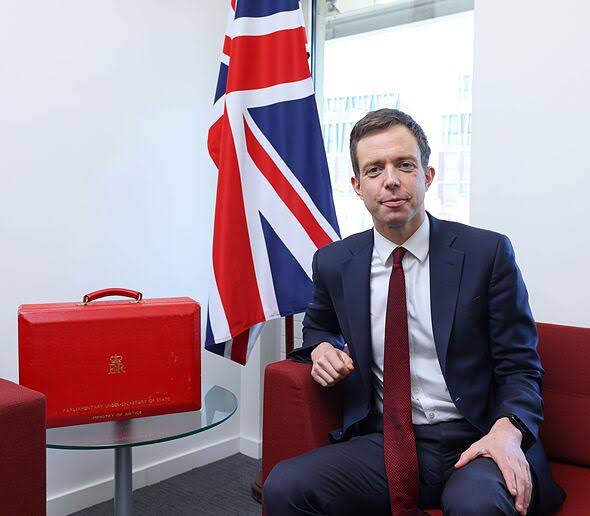 Outrage as Labour MP bills taxpayers £34k for US trip during World Cup | Politics | News | Express.co.uk