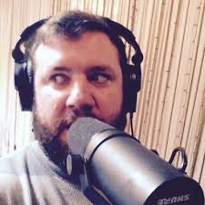 Celebs like chatting with us and we like chatting with them!