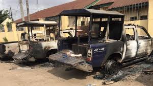 A chieftain of the all progressives congress (apc) in imo state, eze madumere, has called for dialogue to help resolve grievances of nigerians from various. Owerri Prison Break Ipob Esn Members Attack Imo State Police Headquarter Photos Gistflash