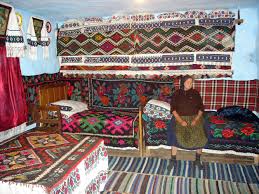 Natalias Room In 2019 Traditional Interior Romania Textiles