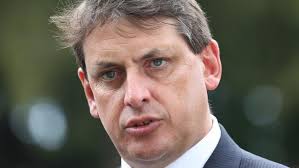 Owner slams Bailey, scratching