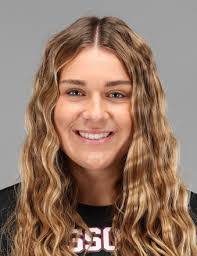 Stacy Lahr's Instagram, Twitter & Facebook