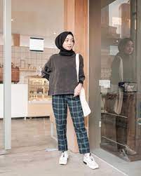 Setengah karet pinggang pada bagian belakang. Cod Terbaru 5 Celana Motif Kotak Kotak Keren Yang Bisa Dipakai Ke Mana Saja Lazada Indonesia