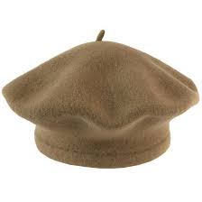 Minta nélküli anyagból készült modell. Tonak Noi Kozepbarna Svajci Sapka Barett