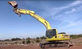 How the Komatsu PC200LC-8 Stands Out Among Mid-Sized ...