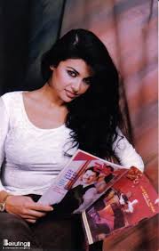 She is popular for being a world music singer. Beiruting Events Haifa Wehbe Old Photos