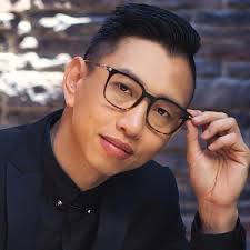 Beyond Satisfied: A Sex Hacker's Guide to Endless Orgasms, Mind-Blowing  Connection, and Lasting Confidence: Play, Kenneth: 9781544516349:  Amazon.com: Books