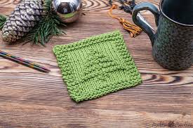 Check spelling or type a new query. A Free Coaster Knitting Pattern With A Christmas Tree For Beginners