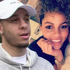Seth curry proposed to callie rivers back in february (image: Seth Curry Proposes To Doc Rivers Daughter She Said Yes