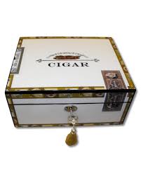 4.5 out of 5 stars. Angelo Cigar Box Humidor 60 Cigar Capacity