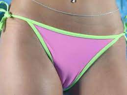 To camel toe or camel no, that is the question. All Photos Voyeur Pictures Archive