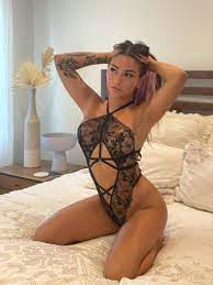 Lavaxgrll - Free nude pics, galleries & more at Babepedia