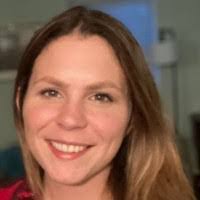 Amanda Wight's Instagram, Twitter & Facebook