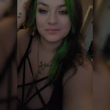 Where to donate women's clothes for a shelter in Murfreesboro?