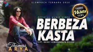 Kondomu marang aku kuwe bakal berjuang pengengatku marang sliramu ojo. Chord Lirik Lagu Berbeza Kasta Thomas Arya Yang Viral Di Depan Orang Tuamu Kau Bandingkan Surya