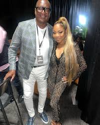 Destiny's Child Founding Member LaTavia Roberson Reunites With Mathew  Knowles at Beyonce's 'Renaissance' Tour