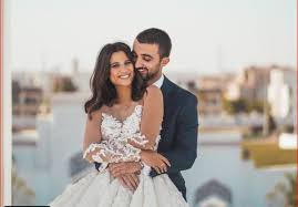 كله 10 على 10 بس محدش لابس كمامة. Ø¯ÙŠÙ†Ø§ Ø¯Ø§Ø´ ØªØ«ÙŠØ± Ø§Ù„Ø¬Ø¯Ù„ Ù…Ù† Ø¬Ø¯ÙŠØ¯ Ø¨Ø³Ø¨Ø¨ ÙŠÙˆÙ…ÙŠØ§Øª Ø´Ù‡Ø± Ø§Ù„Ø¹Ø³Ù„ Ø§Ù„Ù†Ø®Ø¨Ø©