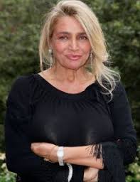Alla cerimonia erano presenti l'altra figlia della venier, elisabetta ferracini, il marito della conduttrice nicola carraro e molti amici. Who Is Pier Paolo Capponi Dating Pier Paolo Capponi Girlfriend Wife