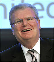 Sony's Stringer Will Sell You a TV and a Movie, Too