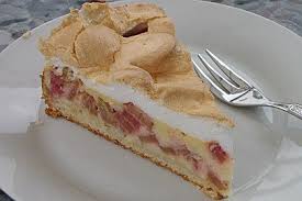 Rhabarber Quark Kuchen Unter Baiserhaube Von Stellina2001 Chefkoch Rezept Kuchen Rezepte Einfach Kuchen Und Torten Rezepte Kuchen