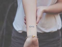 1001 idees tatouage infini un motif pour l eternite tatouage infini tatouage magasin de tatouage