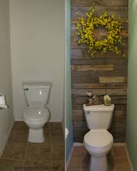 Dès lors qu il s agit d imaginer des idées déco pour une salle de bain on redoute le montant des travaux nécessaires à la modernisation de cette pièce vous. Peinture Wc Idees Couleur Pour Des Wc Top Deco