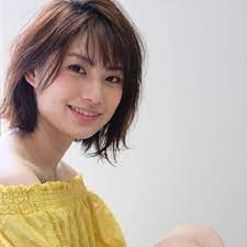 前髪の流行りをチェック 2018年のトレンドは 前髪なし色っぽバングなど 美的 com 丸顔 髪型 ベース顔 ショート 髪型 ボブ