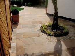 Terrassenplatten Aus Sandstein Arena Caynyon Mediterraner Balkon Veranda Terrasse Von Npr Natursteinpark Ruhr Gmbh Mediterran Sandstein Homify Pflastersteine Natursteine Naturstein Boden