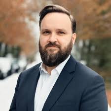 Max Billings's Instagram, Twitter & Facebook