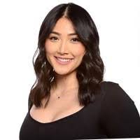 Kelly Padilla's Instagram, Twitter & Facebook