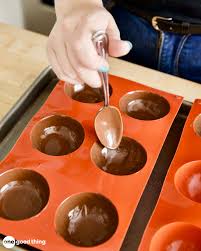 The american heart association (aha) recommends that for women, they should consume no more than 100 calories per day, or about 6 teaspoons of sugar and for men, 150. Hot Chocolate Bombs Hot Cocoa Bombs Recipe