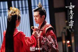 Trong những giấc mơ đó, cô thấy mình sẽ thành thân cùng túc vương từ tấn (trương triết hạn) và có một kết cục bi thảm: Cuc Tá»‹nh Y Tuyen Bá»' Chia Tay TrÆ°Æ¡ng Triáº¿t Háº¡n Sau NhÆ° Y PhÆ°Æ¡ng Phi