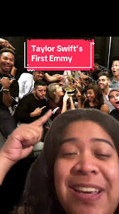 #stitch with @swiftiesweetheart #greenscreen remember when @Taylor Swift  won an #emmy for #theblankspace interactive space #1989taylorsversion  #swifttok