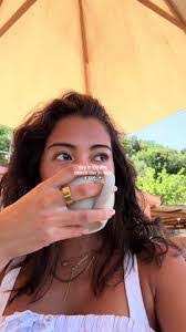 Idalia Munoz's Instagram, Twitter & Facebook