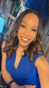 Candice Smith's Instagram, Twitter & Facebook