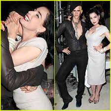Dita von teeses sternbild ist waage und sie ist jetzt 48 jahre alt. Dita Von Teese No Makeup Saubhaya Makeup
