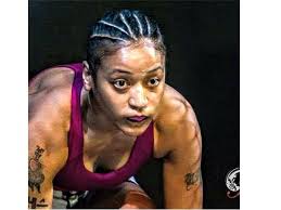 Lisa Blaine's Instagram, Twitter & Facebook