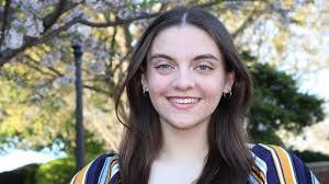 Laura Perillo's Instagram, Twitter & Facebook