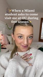 Alaina Lowe's Instagram, Twitter & Facebook