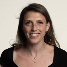 Kay Gunning's Instagram, Twitter & Facebook