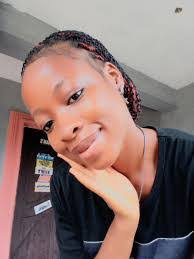 Lona Mathis's Instagram, Twitter & Facebook