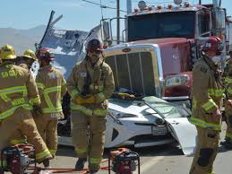 3 Hospitalized With Moderate Injures After Crash Between Big Rig And Prius Local News Santamariatimes Com