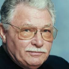 Today we lost a true local legend: Franklin High retired Jazz Band/band  director, mentor, great teacher and maestro Mel Won has passed away. Many  local musicians. too numerous to mention, studied with