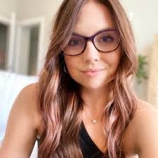 Taylor Boatright's Instagram, Twitter & Facebook