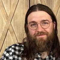 Kenneth Grochowski's Instagram, Twitter & Facebook