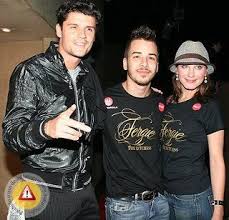 Junior's birth flower is sweet. Junior Lima And Sheila Santos Dating Gossip News Photos